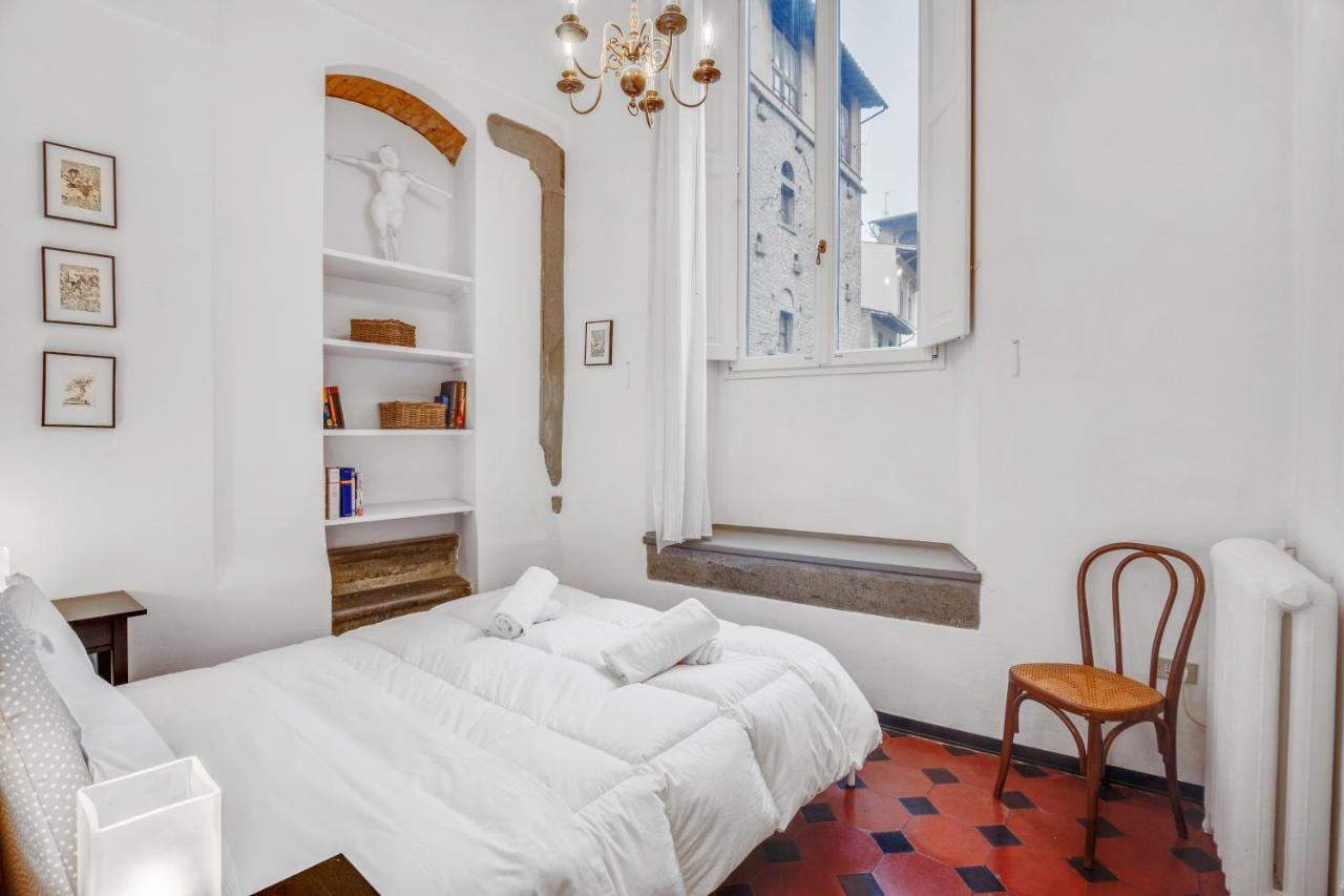 Porta Rossa Apartments Near Ponte Vecchio Florence Exterior photo